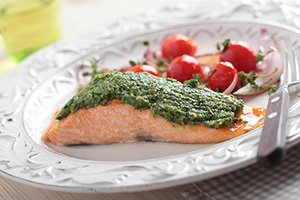 Easy Weeknight Dinner for Gastric Sleevers: Pesto Salmon with Tomatoes and Zucchini
